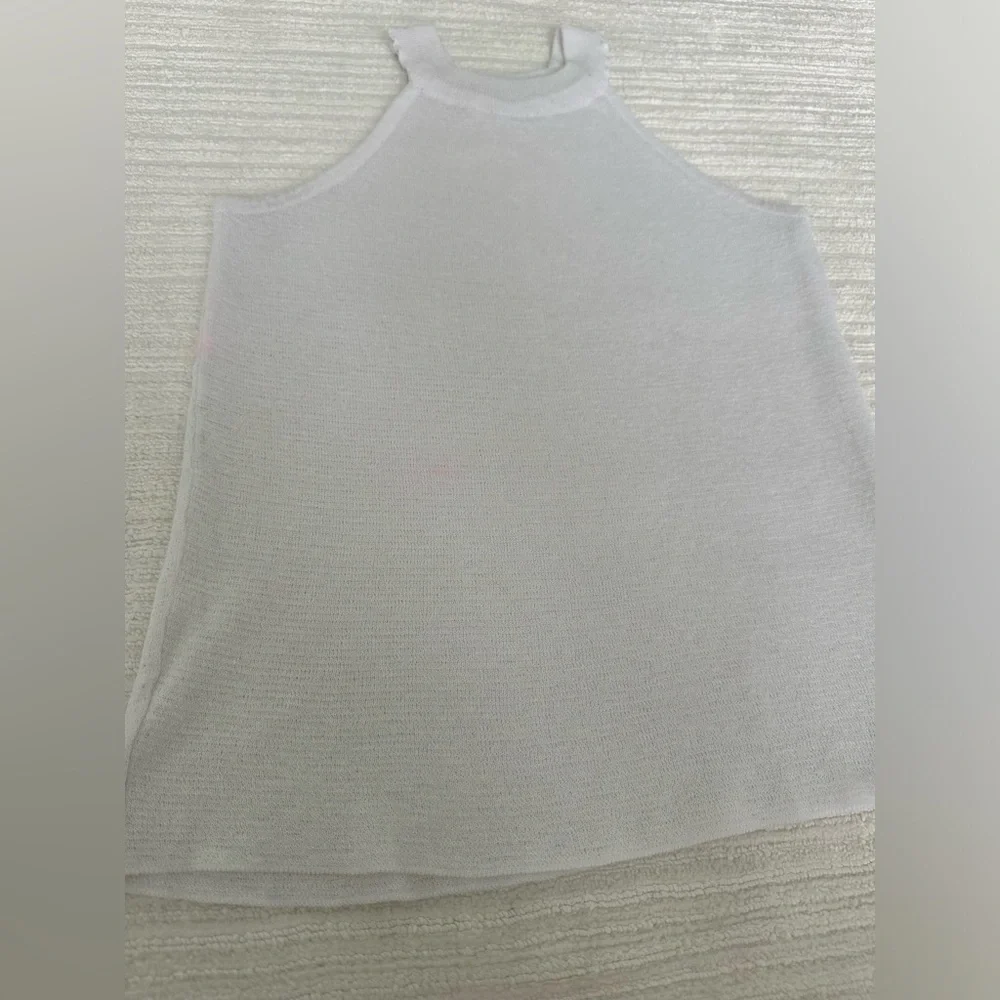 AMY COMPANY (KOREAN BRAND) TOP - Picture 2 of 9